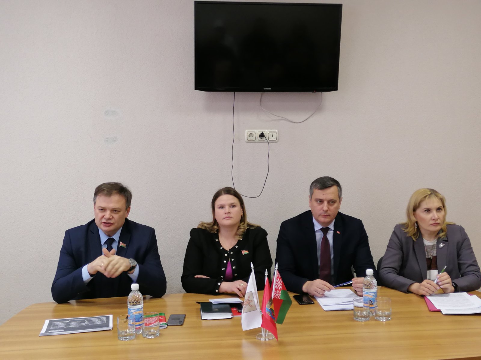 Встреча в рамках всенародного обсуждения проекта изменений и дополнений  Конституции Республики Беларусь