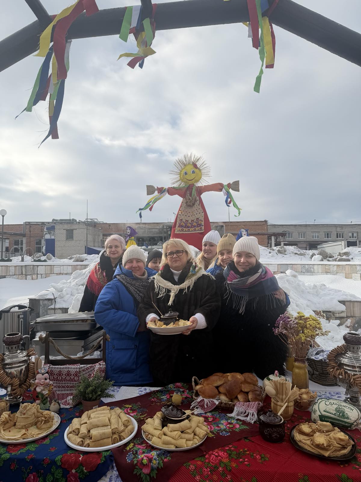 Забота и теплота. На ОАО «Бобруйский мясокомбинат» отметили масленичную неделю.